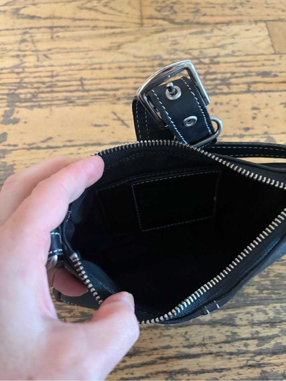 Coach vintage 90 mini Black Leather Shoulder Bag with Contrast Stitching - Picture 3 of 12